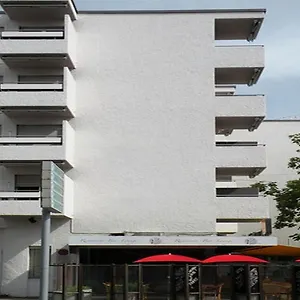 zkontrolujte dostupnost