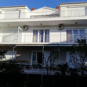 Marijana Apartman Selce